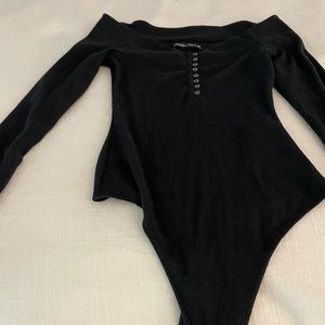 Abercrombie & Fitch navy blue off shoulder bodysuit